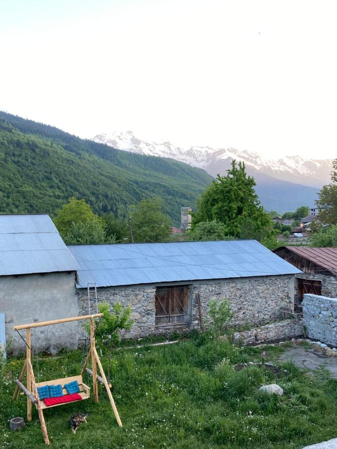 Iuri Udesiani'S Guesthouse Mestia Exterior photo